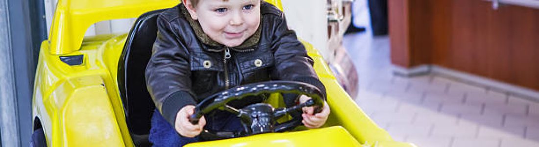 Elektrisch kinderauto voor jongens